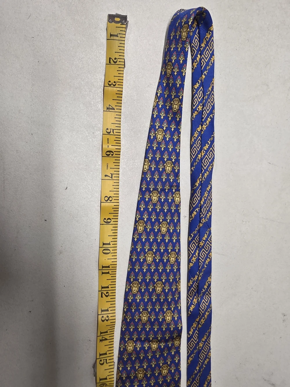 Vintage Gianni Versace 100% Silk Tie Blue Medusa Greek Key Made Italy
